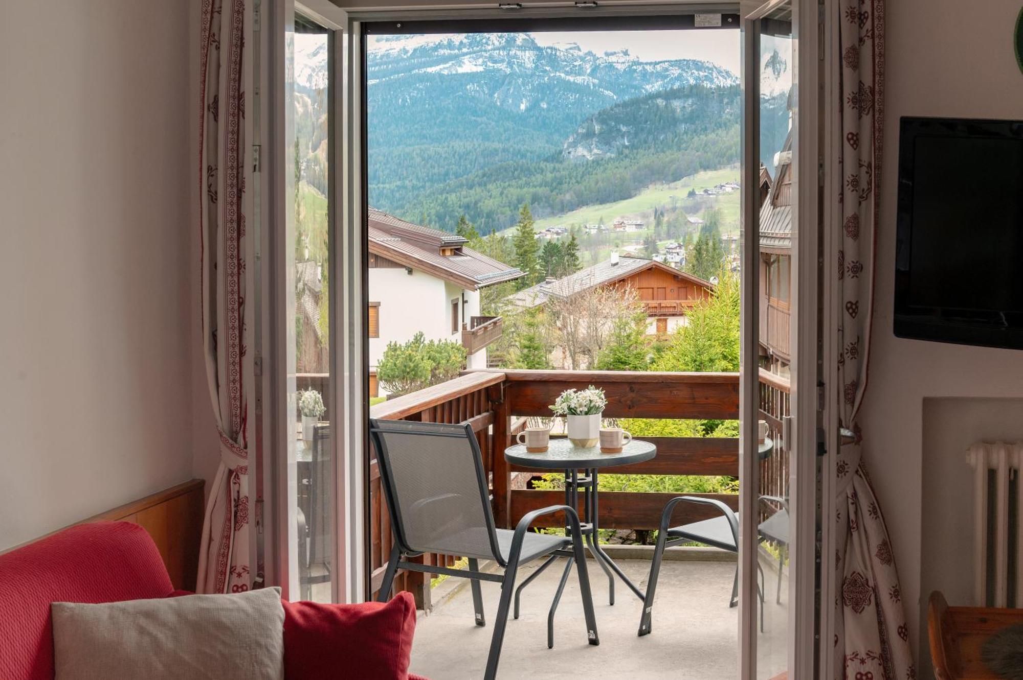 Cortina-House Appartement Cortina d'Ampezzo Buitenkant foto