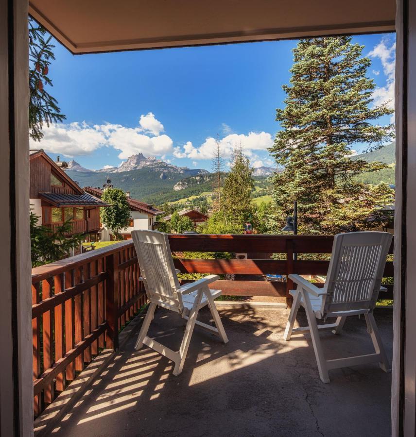Cortina-House Appartement Cortina d'Ampezzo Buitenkant foto
