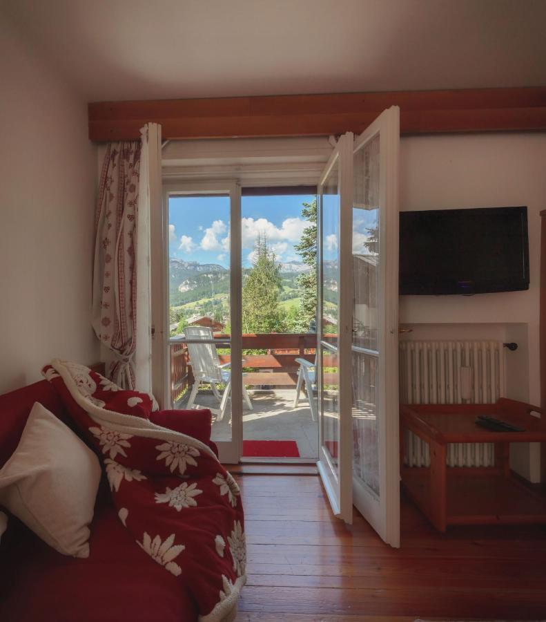 Cortina-House Appartement Cortina d'Ampezzo Buitenkant foto